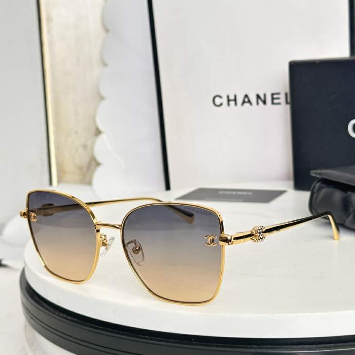 Picture of Chanel Sunglasses _SKUfw77169308fw